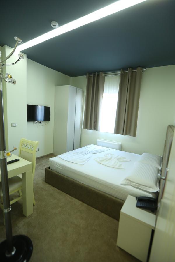 Hotel Vllaznia Shkoder Exterior photo