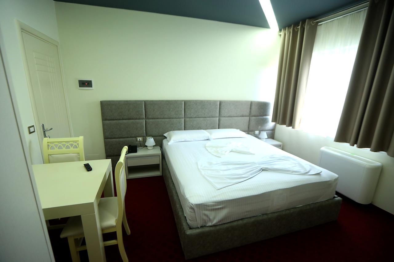 Hotel Vllaznia Shkoder Exterior photo