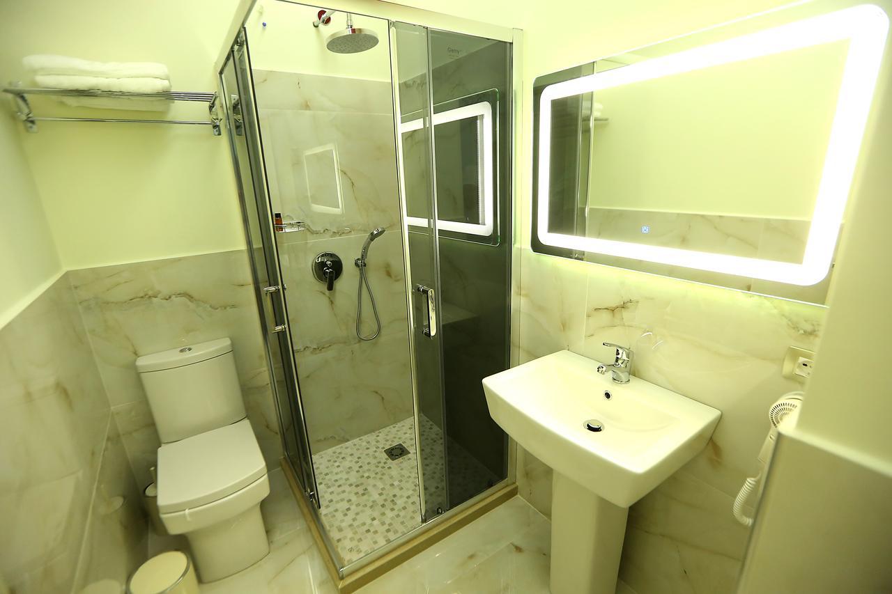 Hotel Vllaznia Shkoder Exterior photo