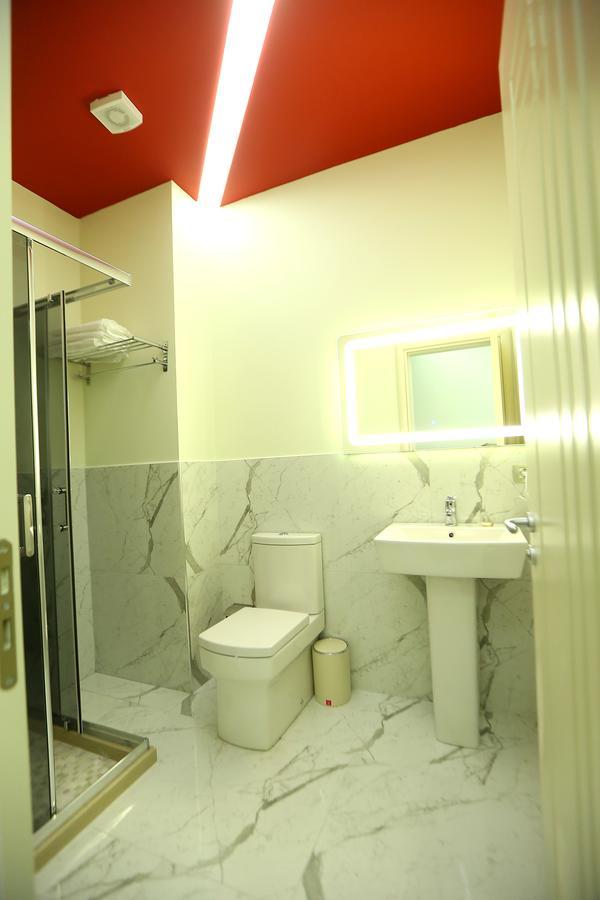 Hotel Vllaznia Shkoder Exterior photo